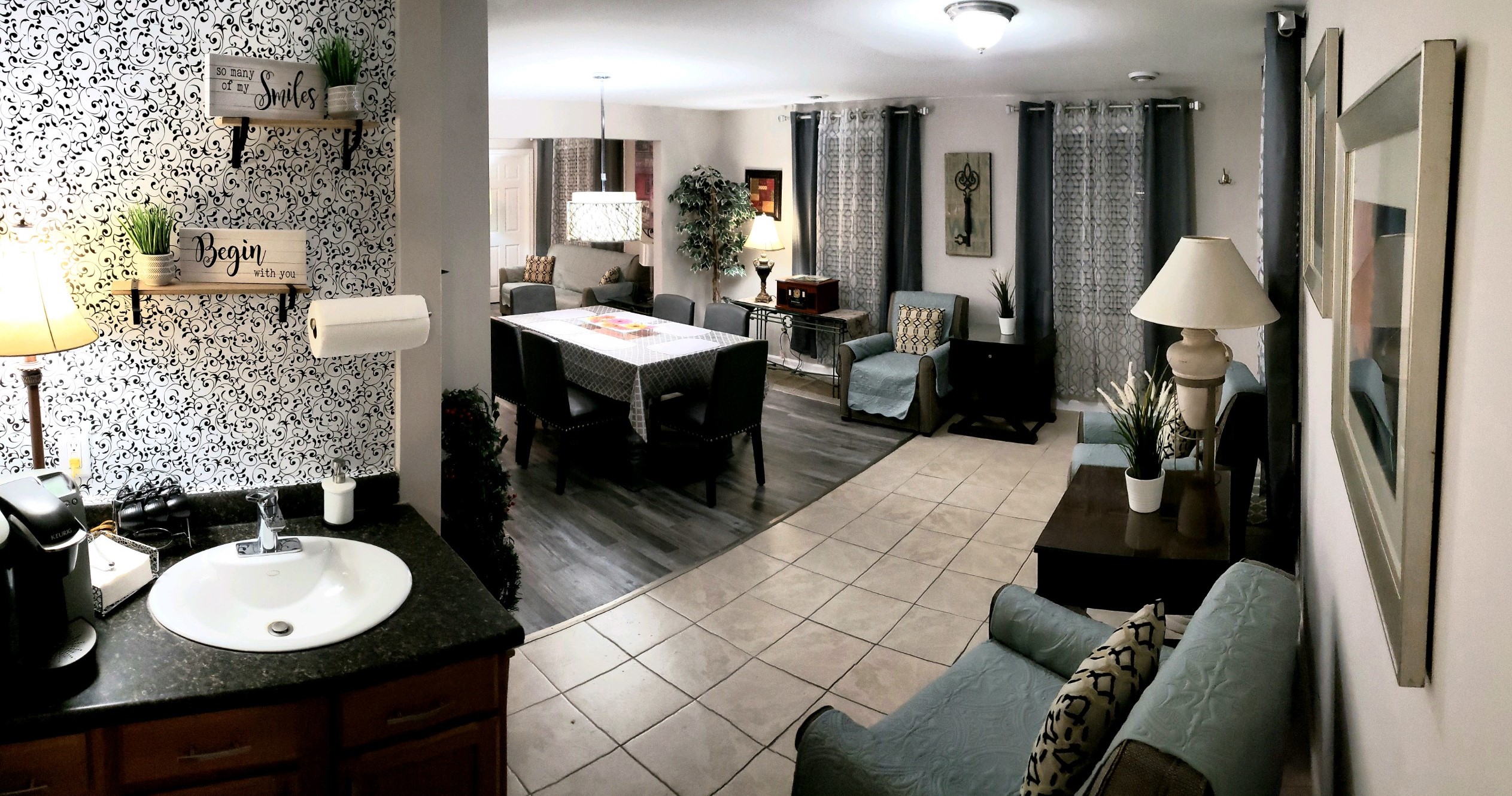 Daley Home Dining Room